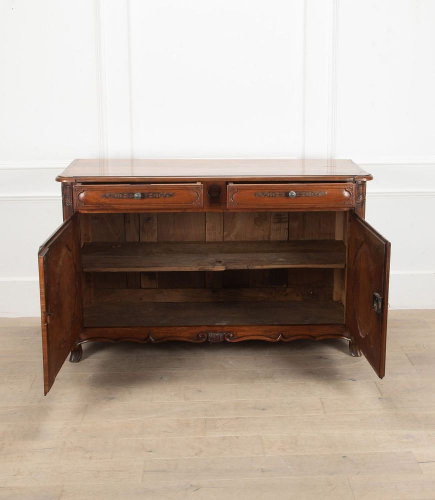 18th Century French Cherrywood Buffet BU5240757