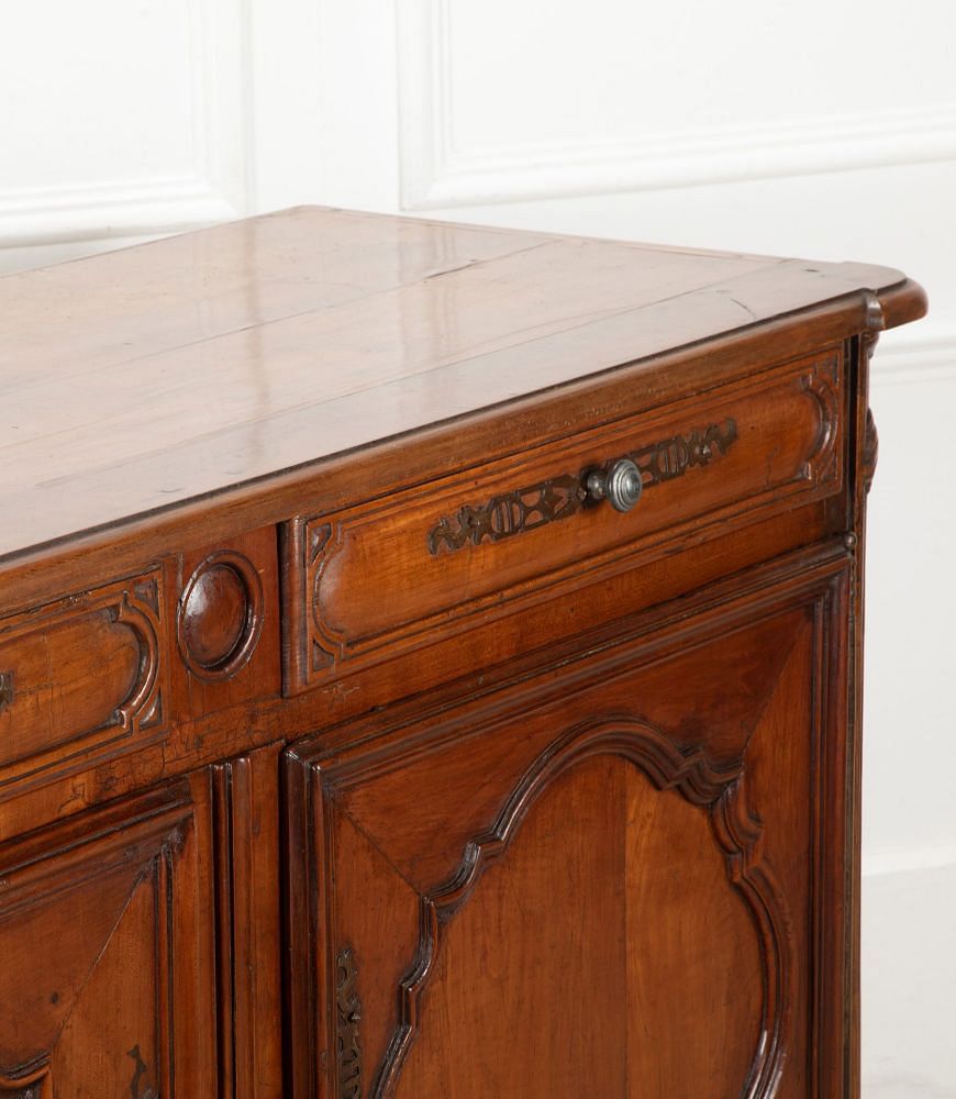 18th Century French Cherrywood Buffet BU5240757