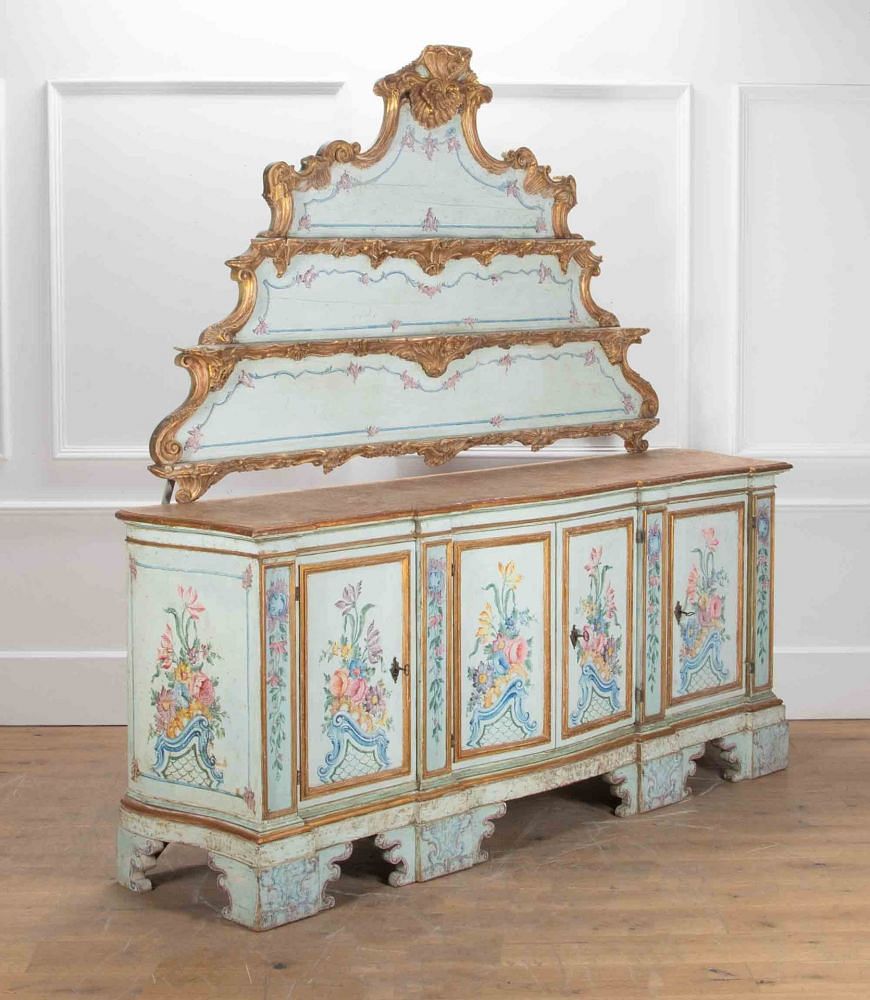 18th Century Italian Baroque Credenza BU5641441