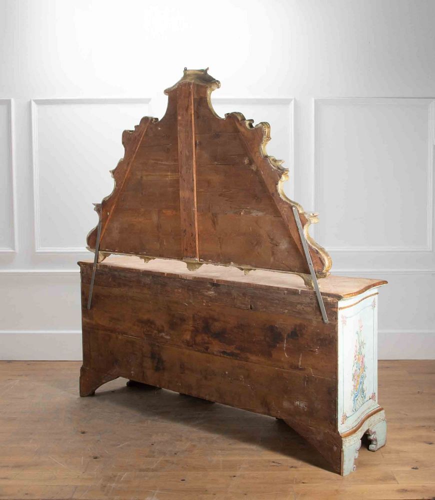 18th Century Italian Baroque Credenza BU5641441