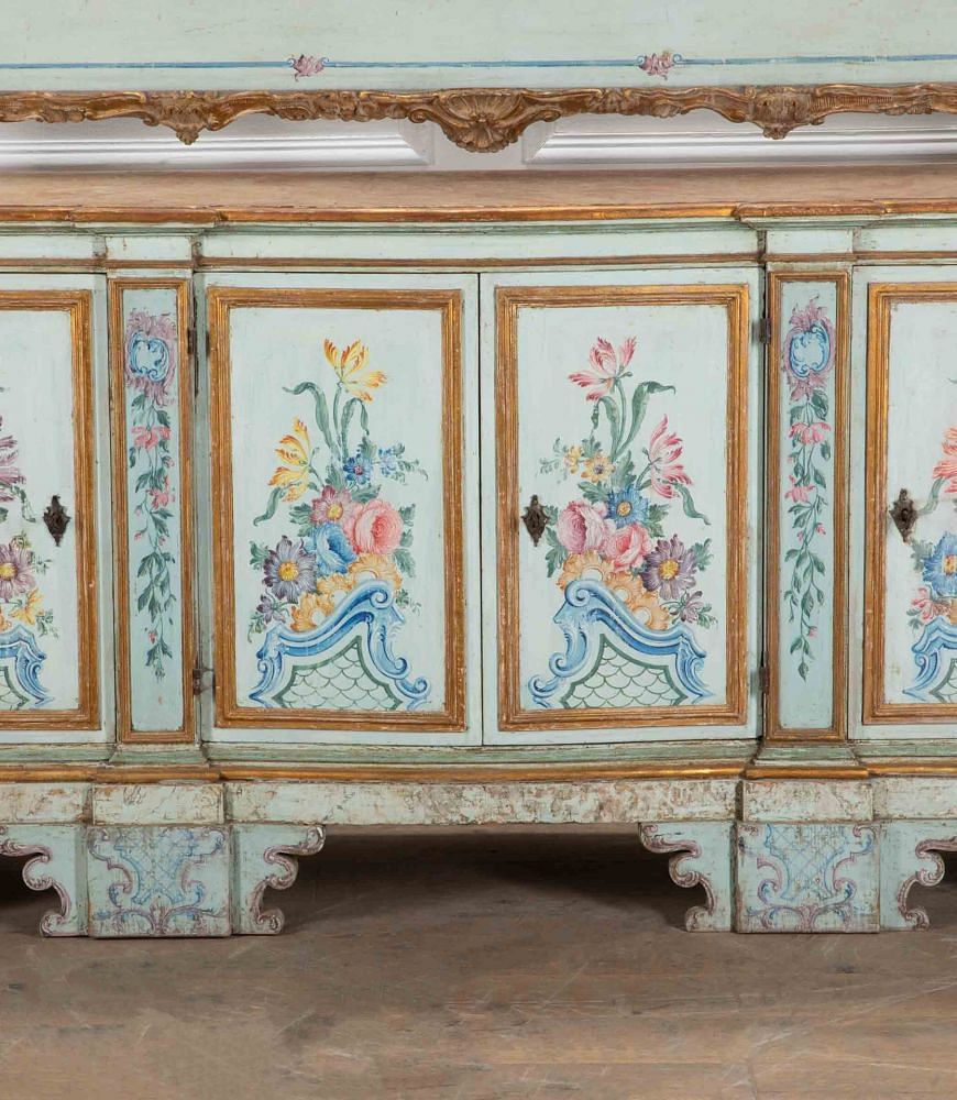 18th Century Italian Baroque Credenza BU5641441