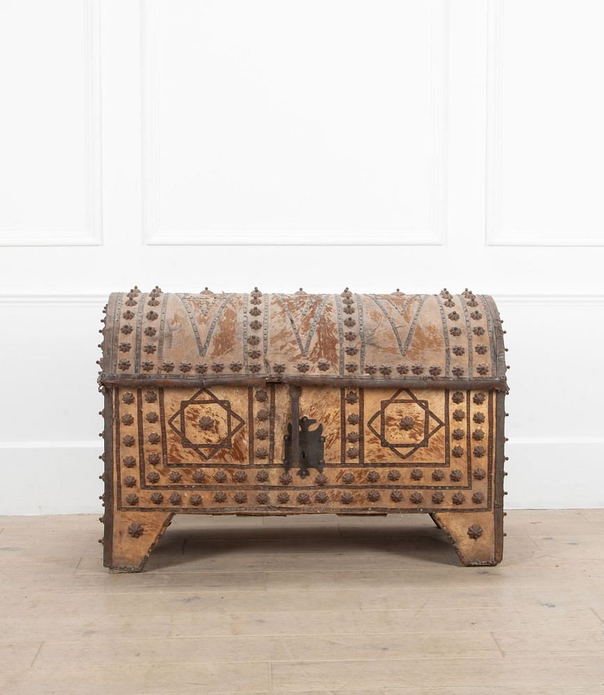18th Century Spanish Trunk CB0139079
