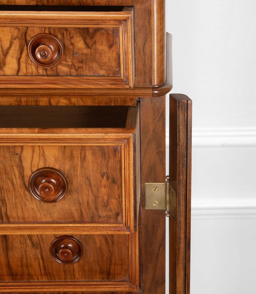 19th Century Wellington Chest CB5235411