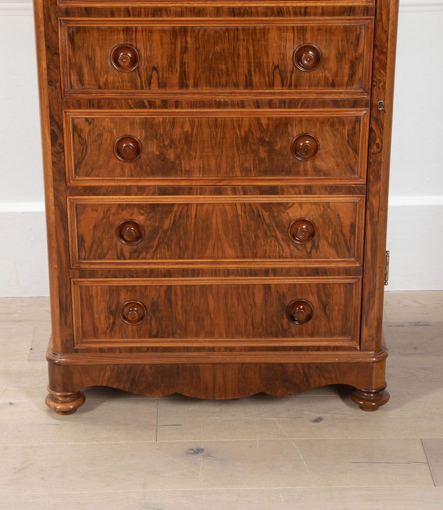 19th Century Wellington Chest CB5235411