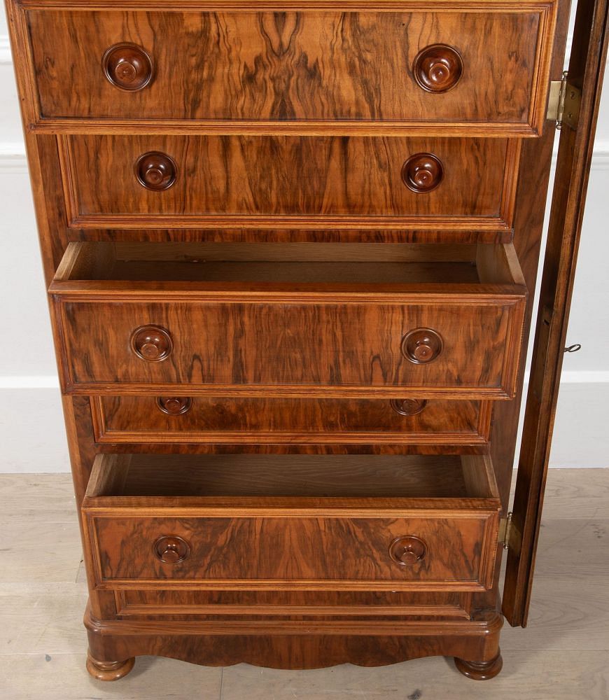 19th Century Wellington Chest CB5235411