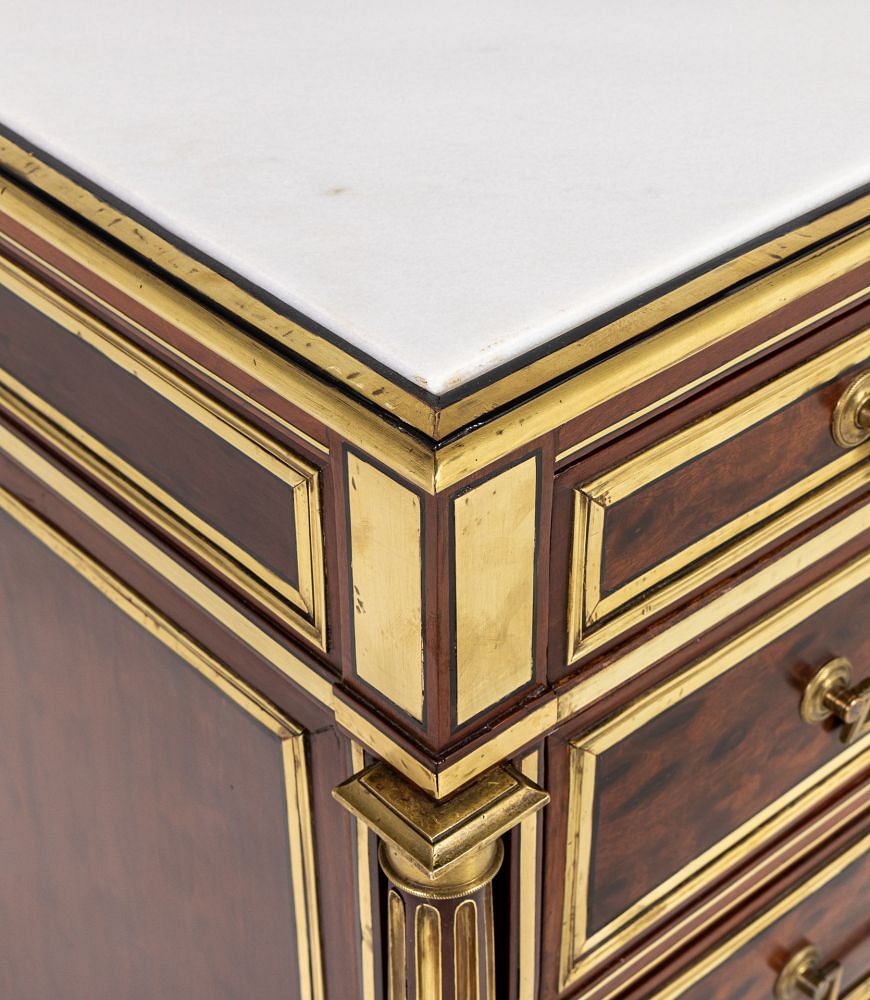 18th Century Louis XVI Period French Mahogany Commode CC0635578