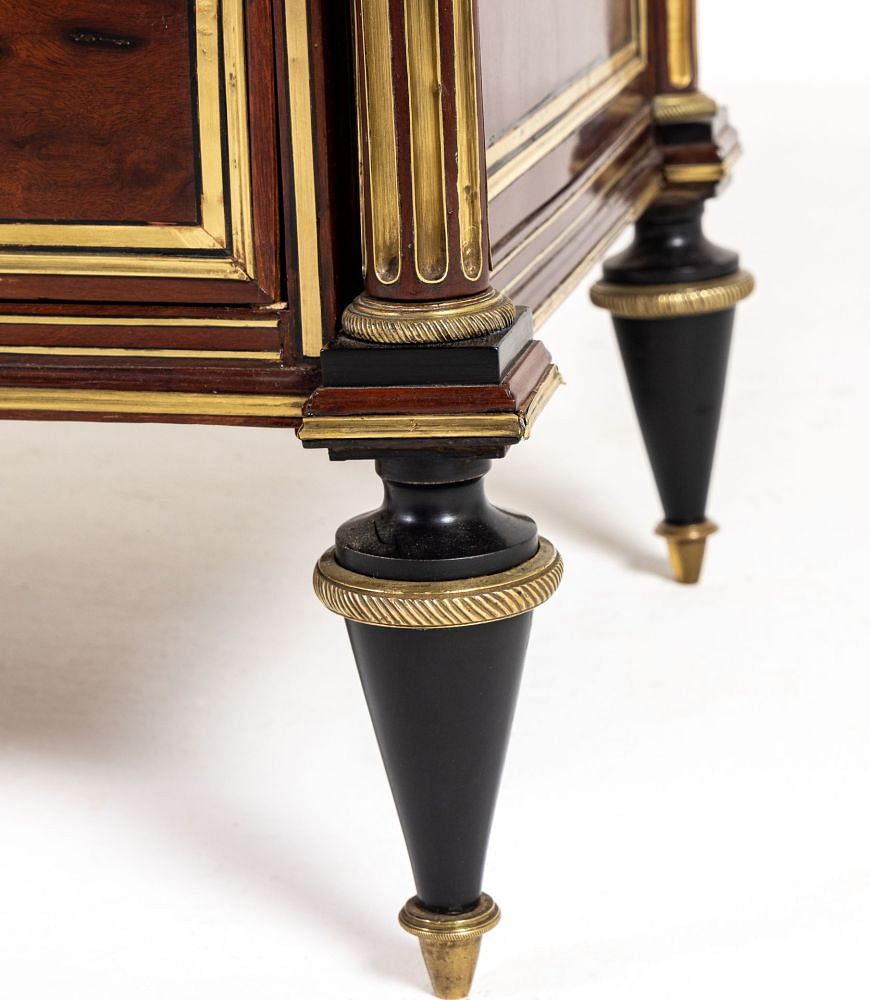 18th Century Louis XVI Period French Mahogany Commode CC0635578