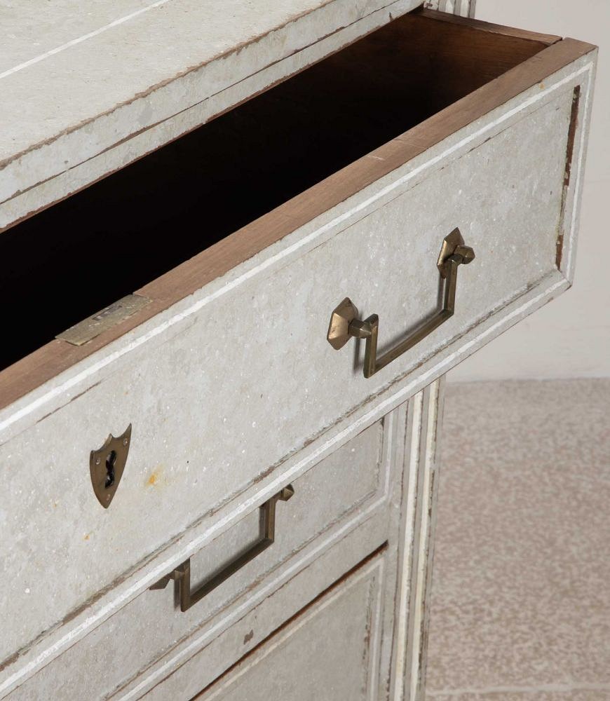 Large 18th Century French Louis XVI Period Commode CC3442520