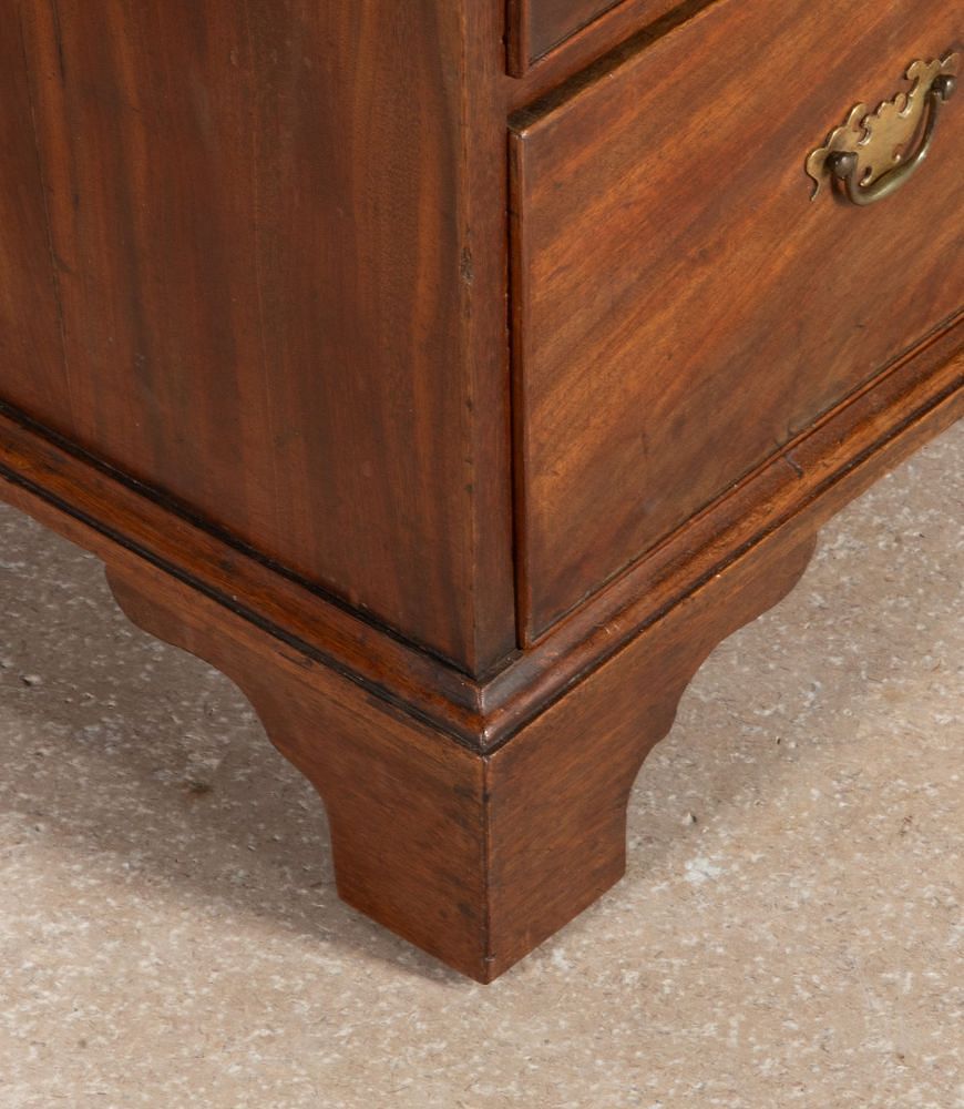 Matched Pair of 18th Century Mahogany George III Chest of Drawers CC3442949