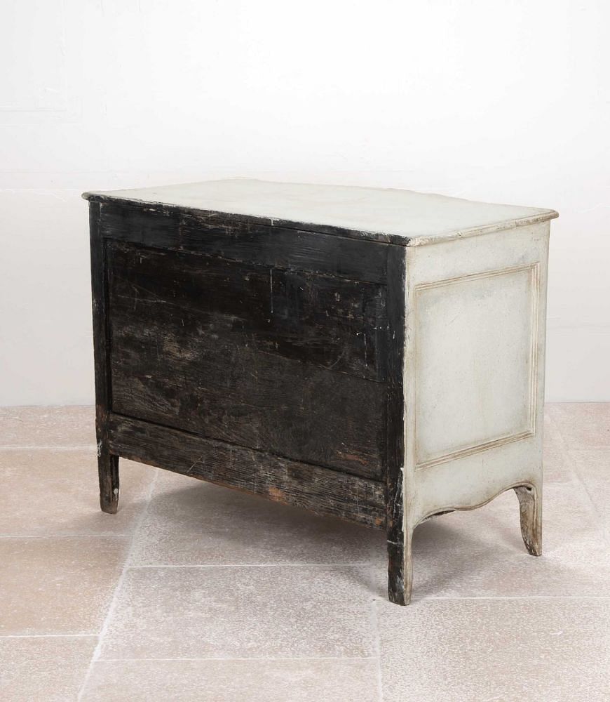 19th Century French Louis XV Style White Commode CC4441619