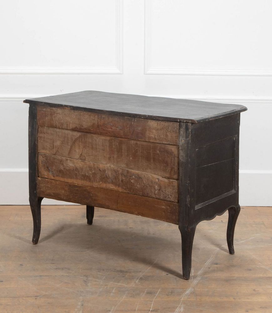 18th Century French Painted Oak Commode CC5641447