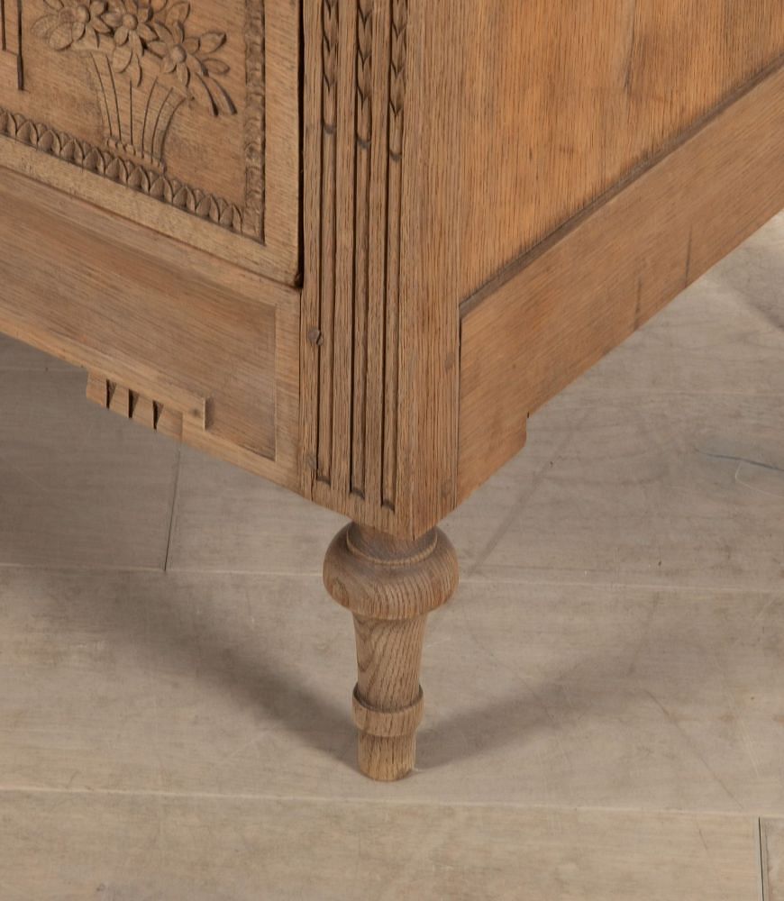 Early 19th Century Scrubbed Oak Commode CC8538943