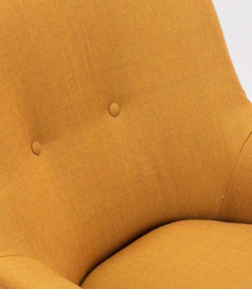 English Victorian Armchair in Mustard Fabric CH2537353