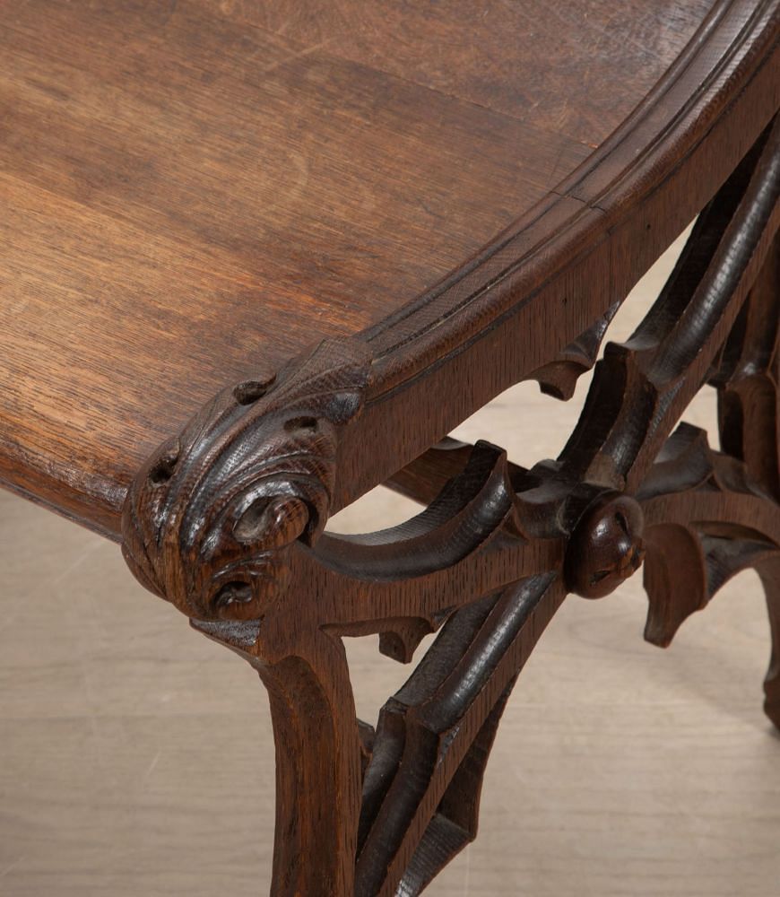English 19th Century Gothic Oak Low Chair CH2937599