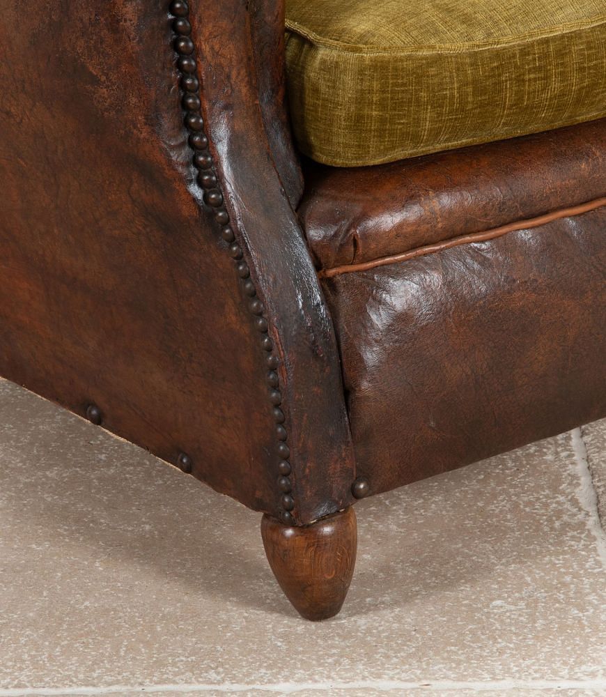 20th Century French Leather Club Chair CH3241319