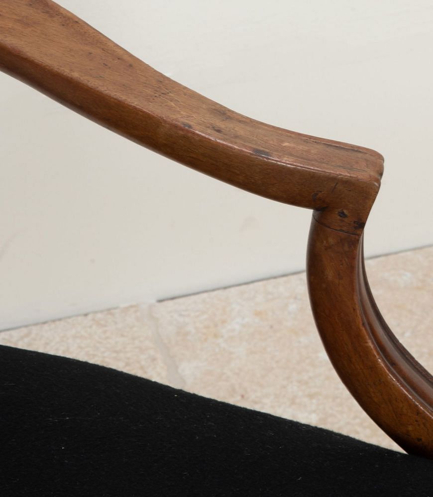 Late 18th Century English Mahogany George III Chair CH4141930