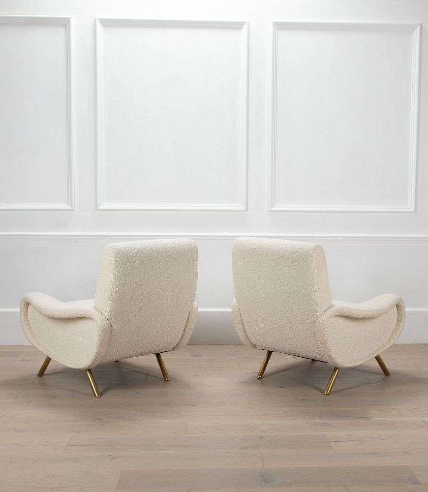 Pair of Contemporary Armchairs CH4635436