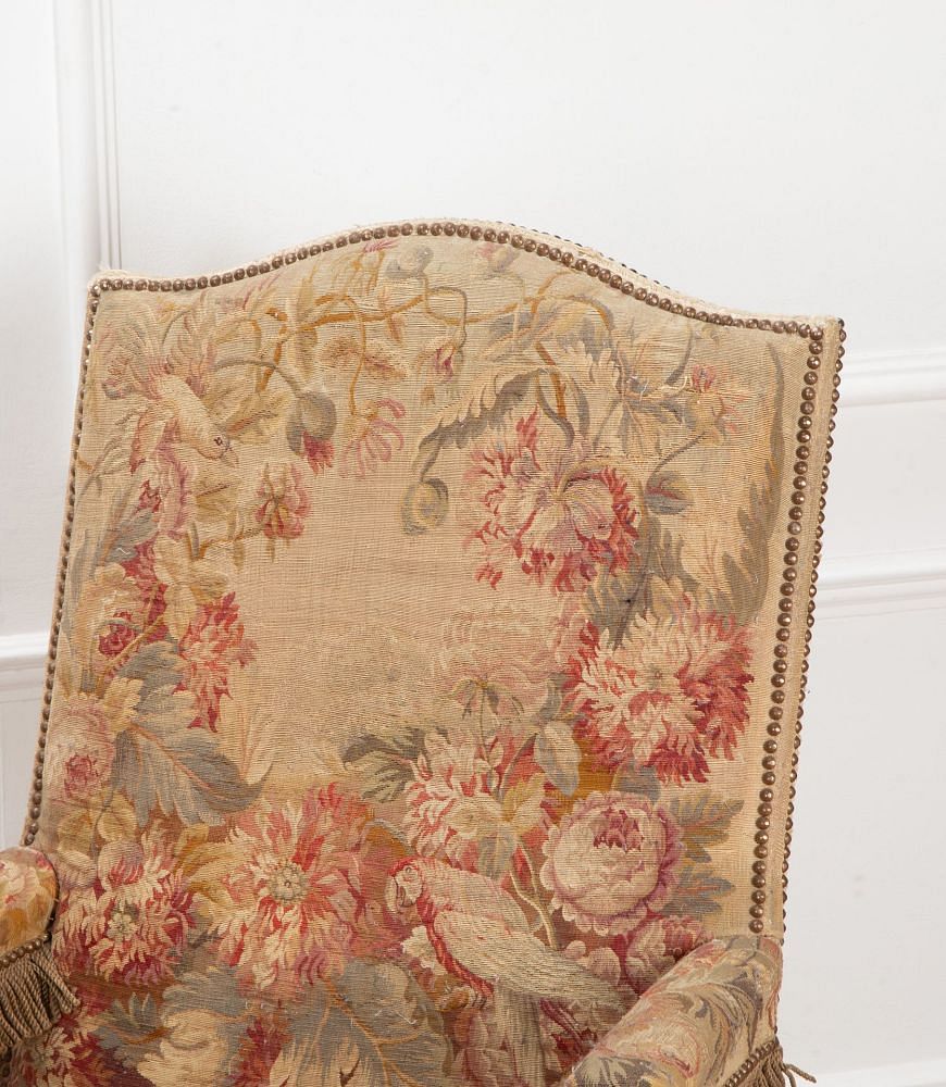 Pair of 19th Century French Louis XV Style Gilt Throne Chairs CH5239744