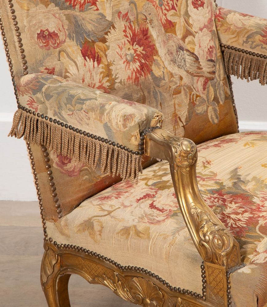 Pair of 19th Century French Louis XV Style Gilt Throne Chairs CH5239744