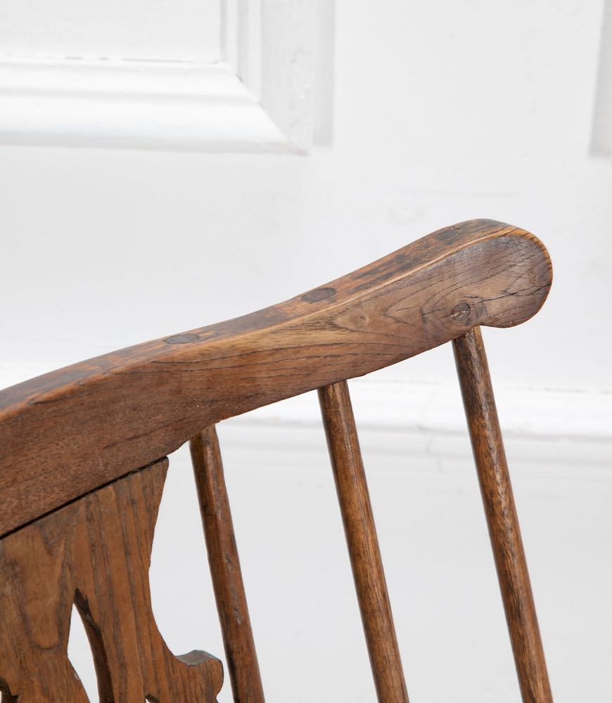 18th Century Comb Back Windsor Chair CH5532247