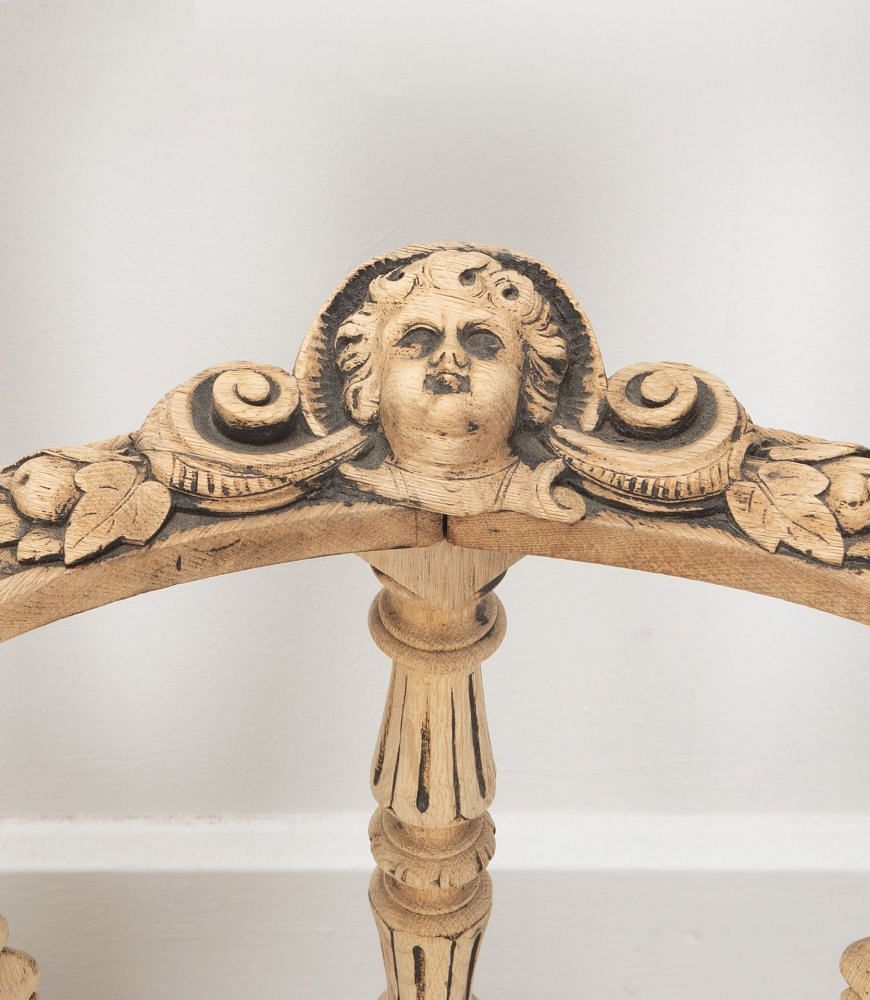 Pair of 19th Century Bleached Oak Corner Chairs CH8438189
