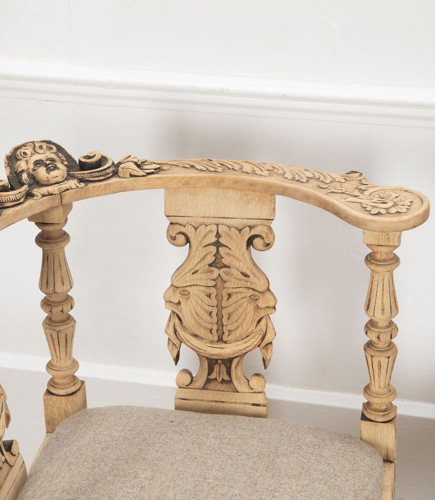 Pair of 19th Century Bleached Oak Corner Chairs CH8438189