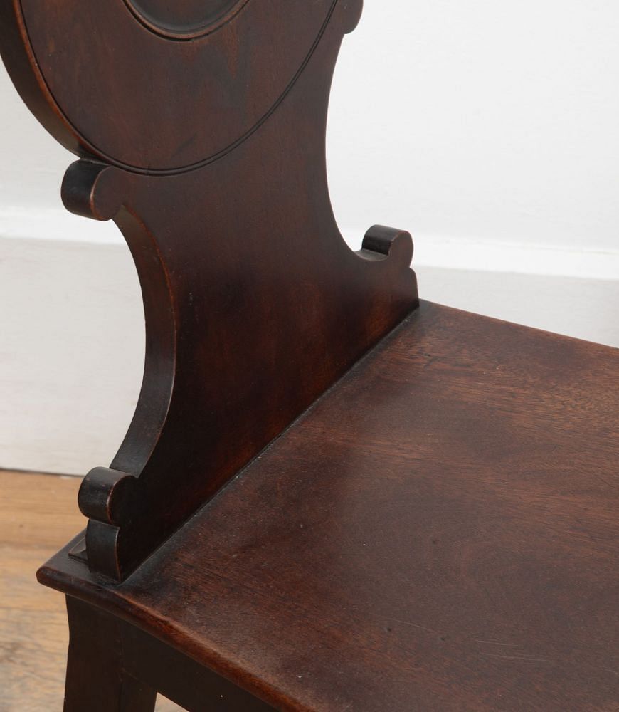 18th Century Georgian Mahogany Hall Chair CH8941355