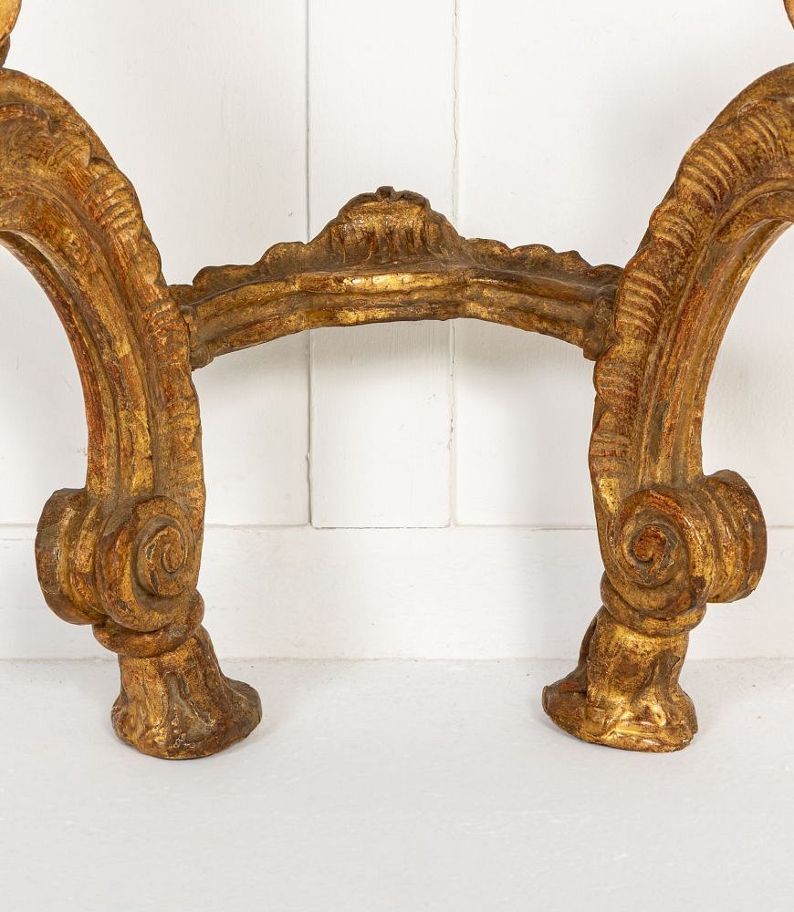 Small 18th Century Giltwood Console Table CO0641614