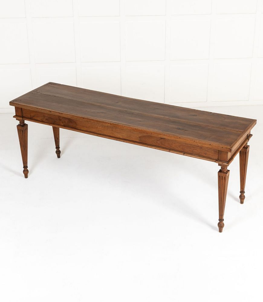 Large Pair of 18th Century Italian Walnut Serving Tables CO0642909