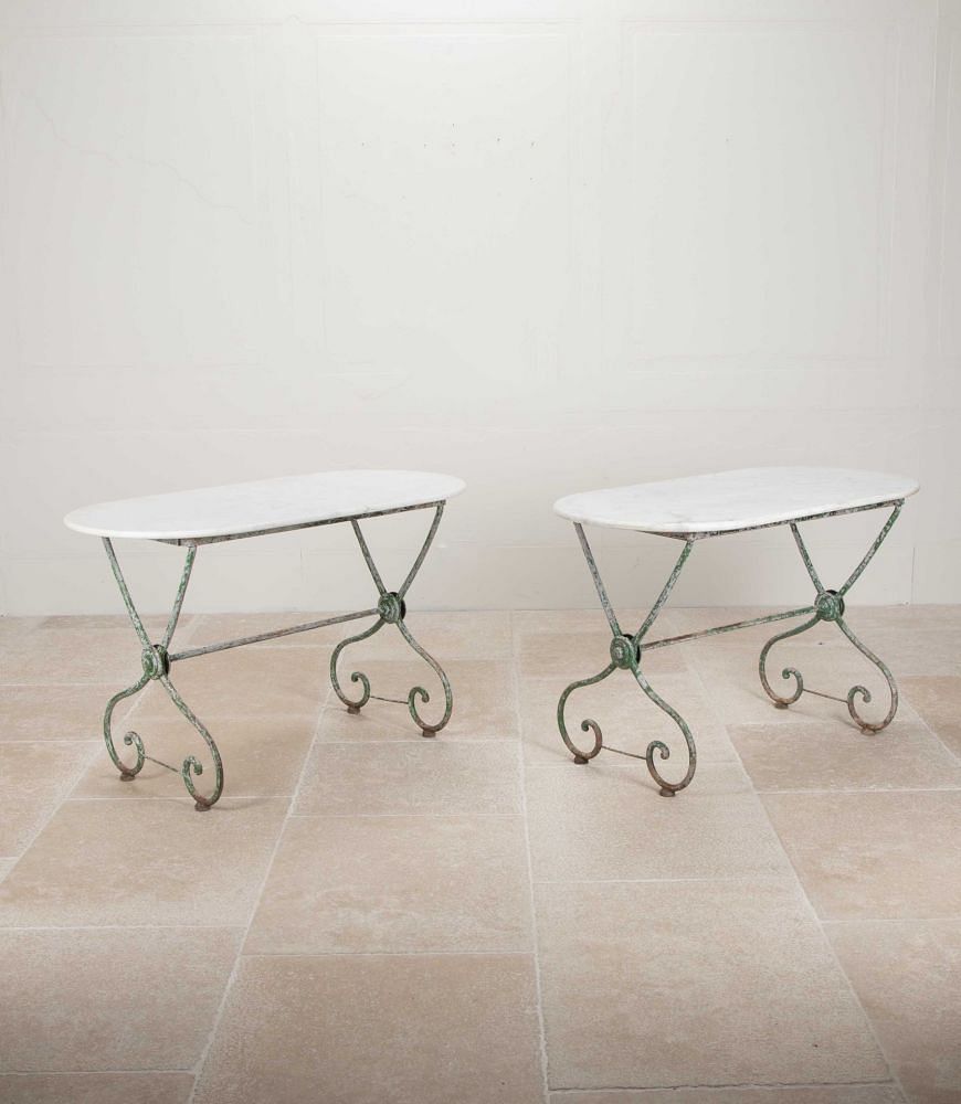 Pair of 19th Century French Oval Presentation Tables CO1542064