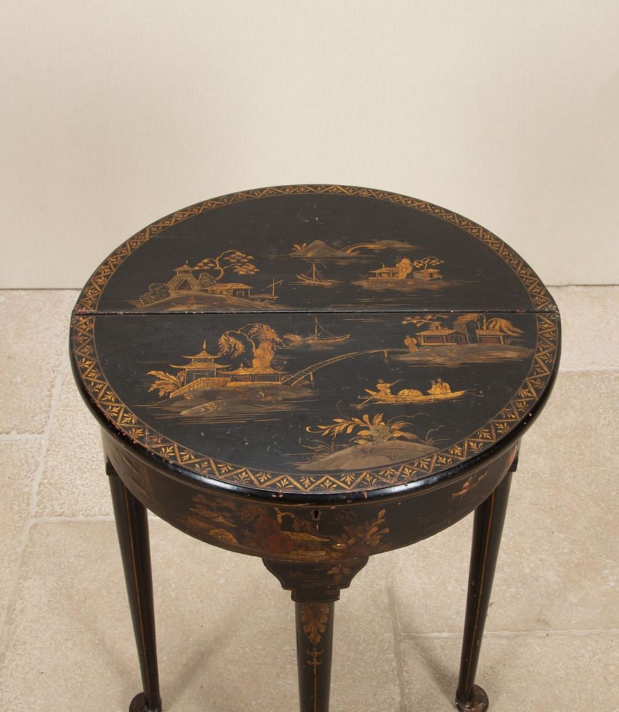 Early 20th Century British Petite Chinoiserie Table CO2643302