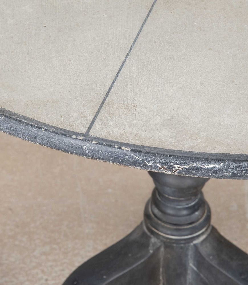 18th Century English Tilt-Top Table CO5643941