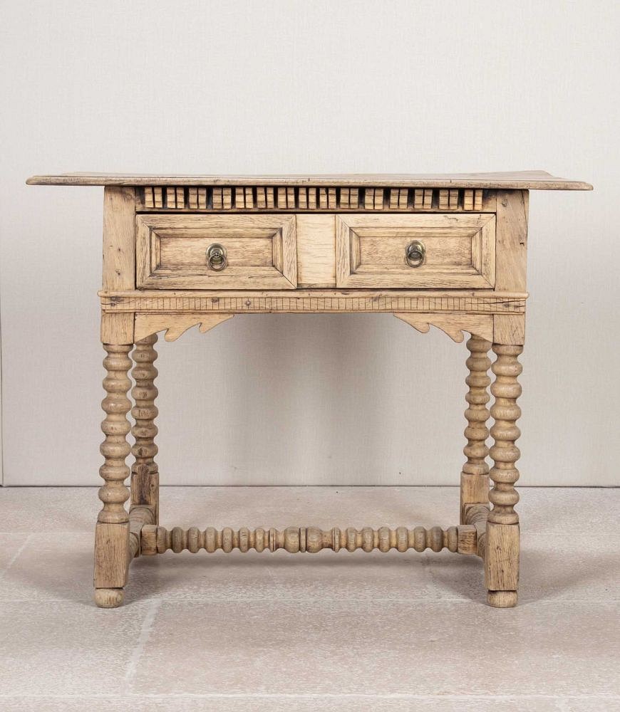 Late 18th Century English Bleached Oak Lamp Table CO5643943