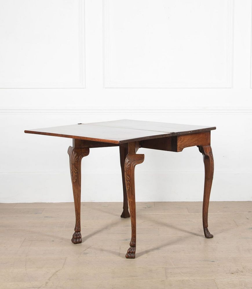 18th Century Georgian Table with Fold Over Top on Cabriole Legs CO7236052