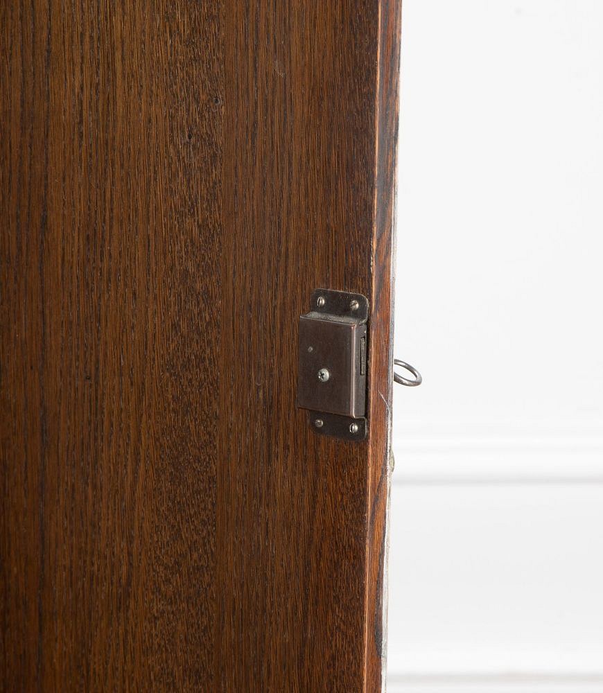20th Century English Oak Hall Cupboard CU3638601