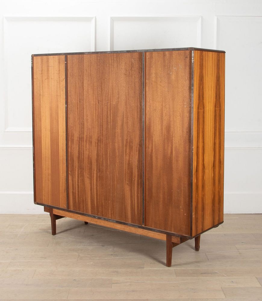 20th Century Gentleman's Press CU4856639