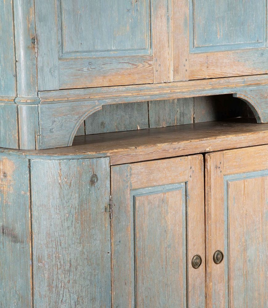 19th Century Two Part Cabinet in Original Paint, from Umea Vasterbotten, Sweden CU6041465