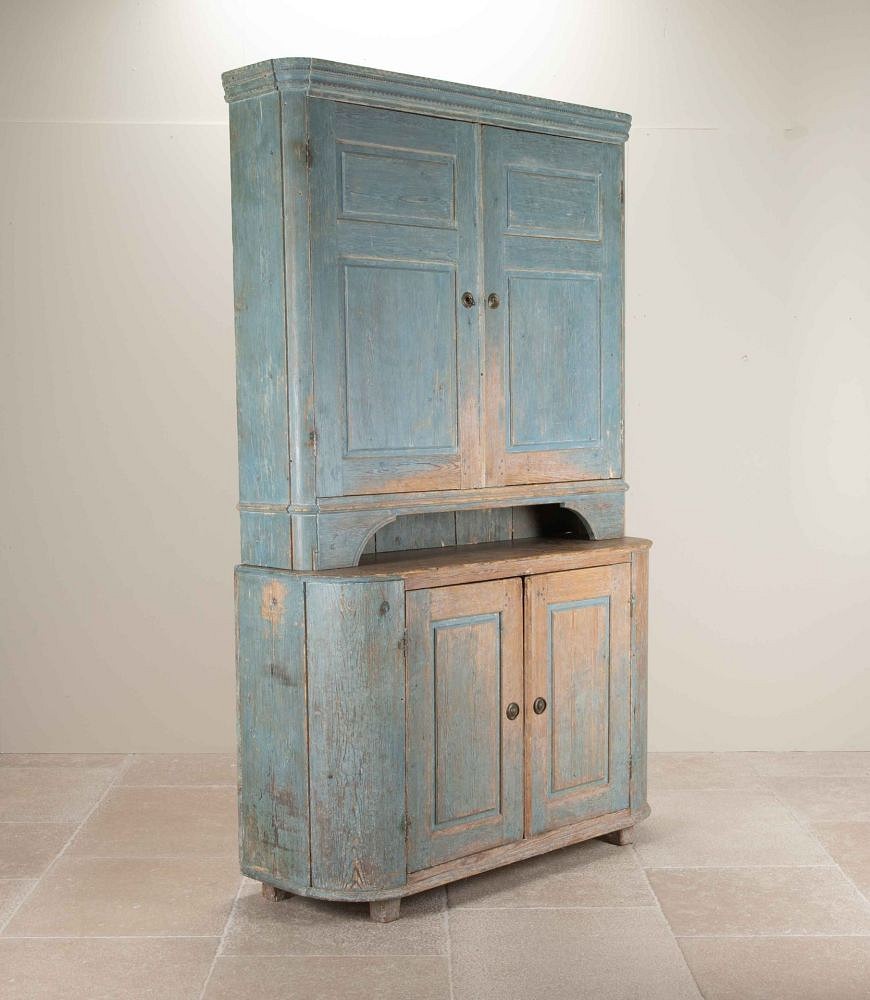 19th Century Two Part Cabinet in Original Paint, from Umea Vasterbotten, Sweden CU6041465