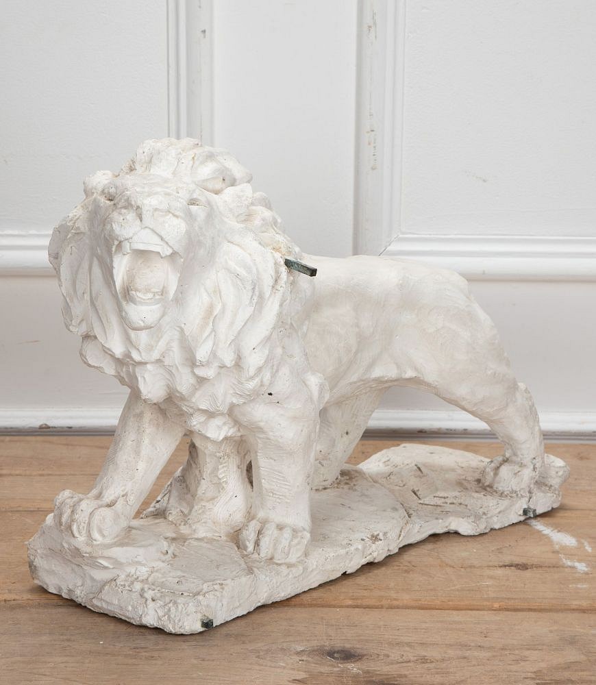 19th Century Plaster Lion DA022040