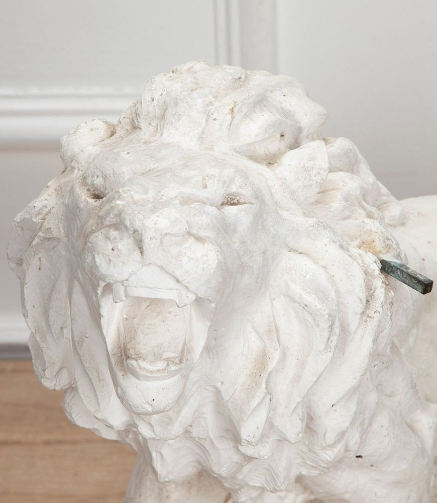 19th Century Plaster Lion DA022040