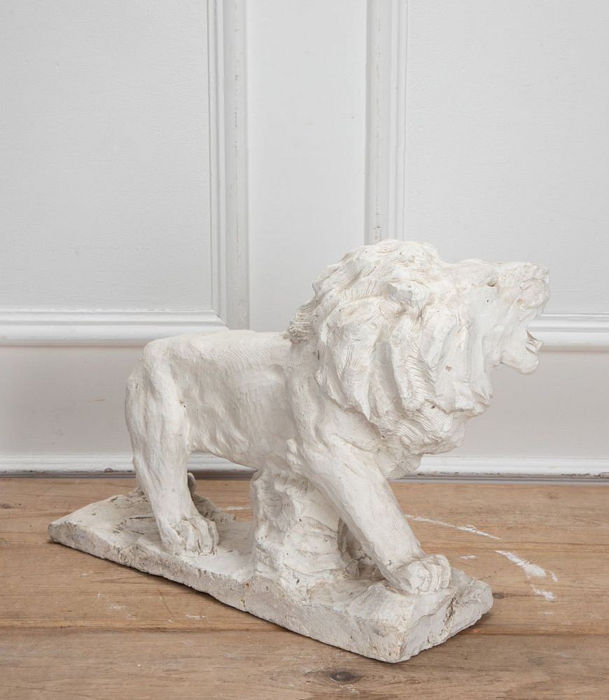 19th Century Plaster Lion DA022040