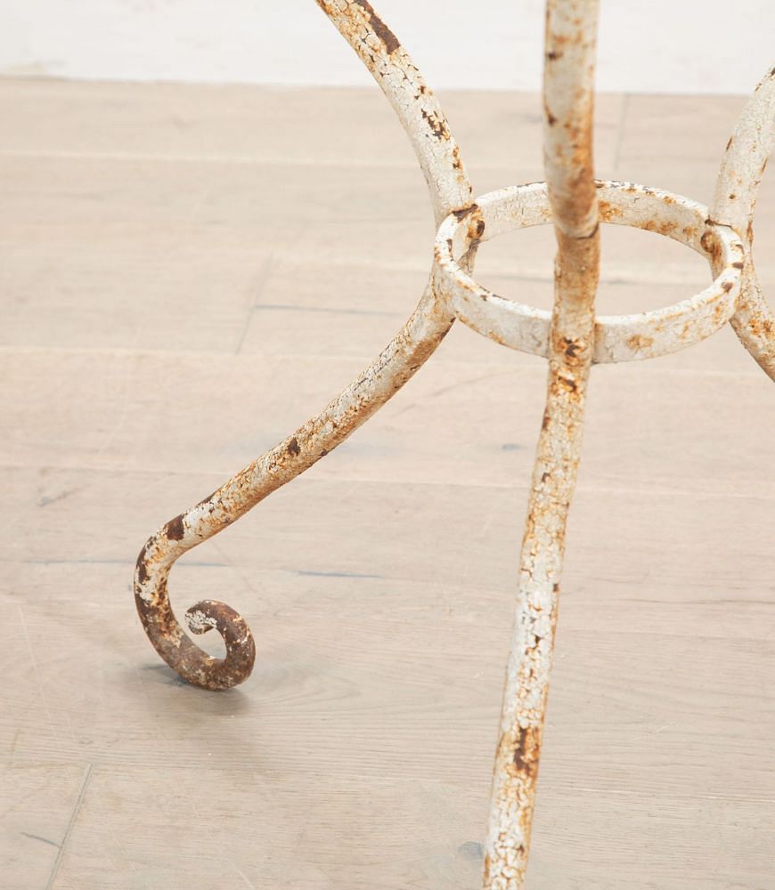 Contemporary Garden Table with Glass Top DA2035628