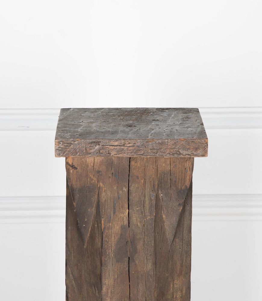 Italian Late 16th Century High Gothic Column DA2839546