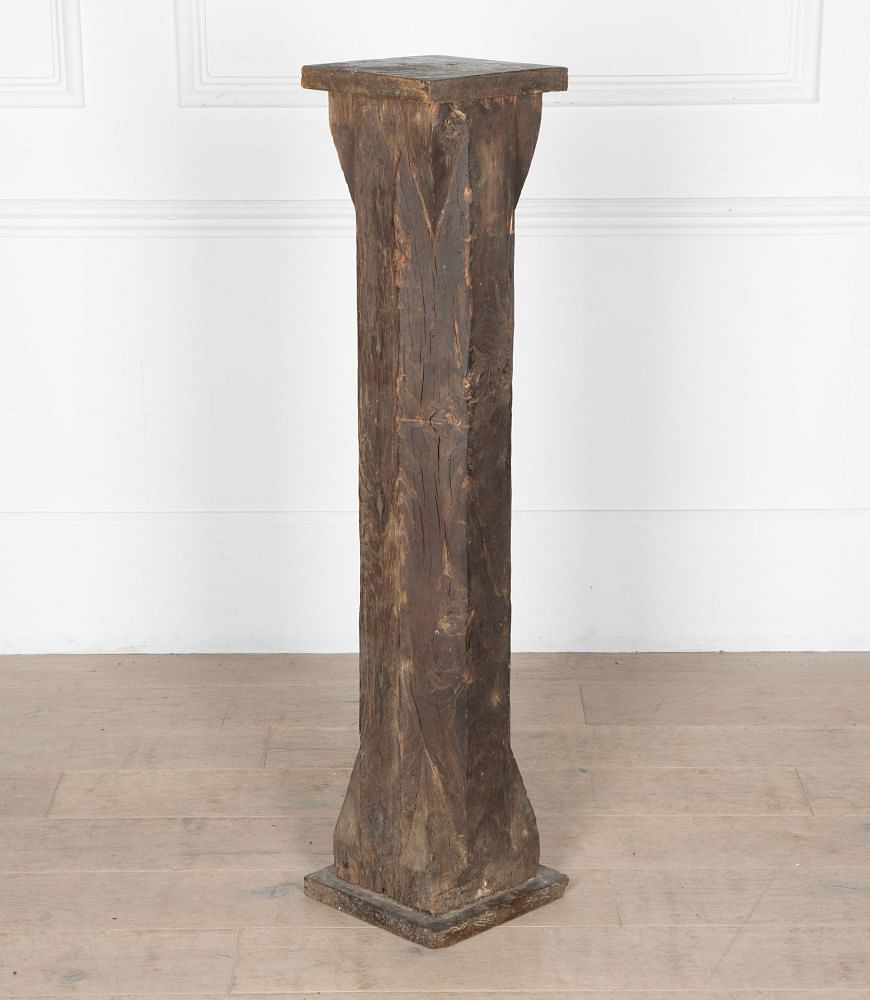 Italian Late 16th Century High Gothic Column DA2839546