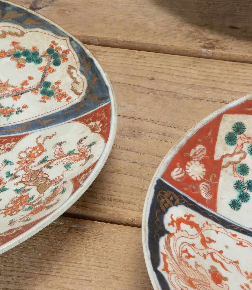 Set of Four Large 19th Century Japanese Imari Dishes DA2943009