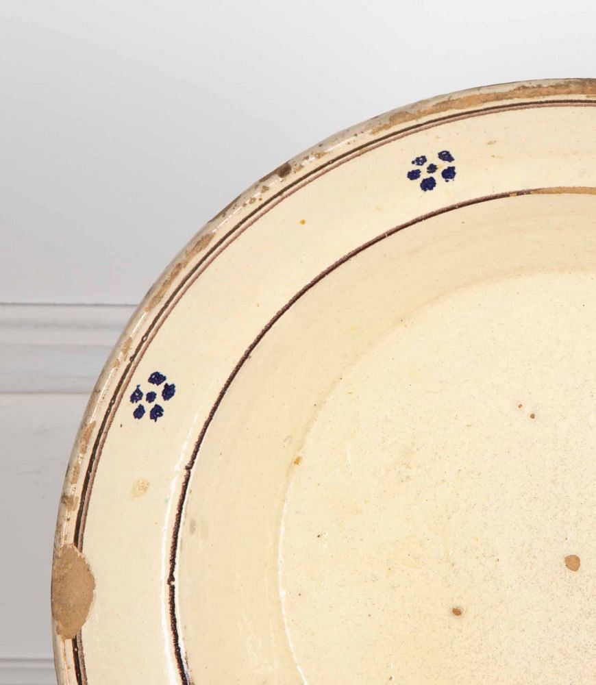 Pair of Large 19th Century Neapolitan Earthenware Dishes DA3437452