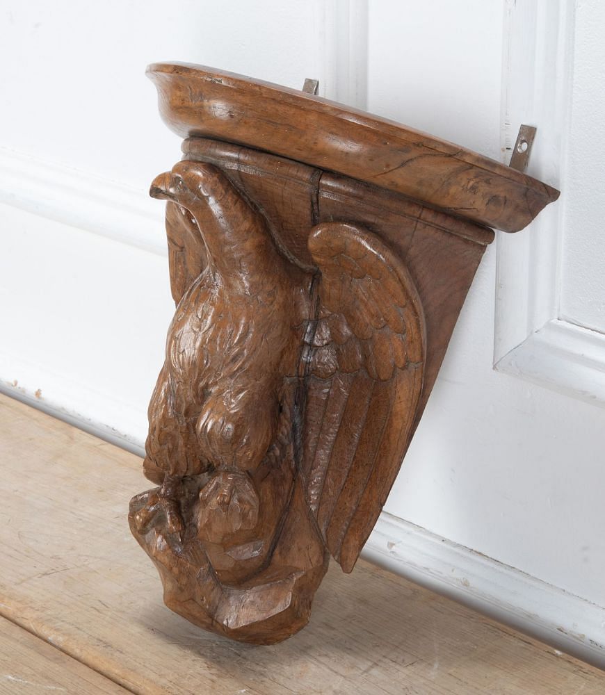 Late 18th Century Carved English Oak Eagle Corbel DA3439560