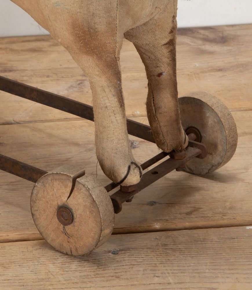 Early 20th Century French Toy Dog on Wheels DA4241369