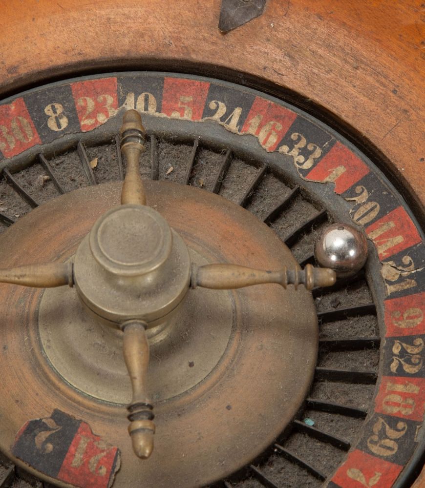 Early 20th Century French Roulette Board and Wheel DA449642