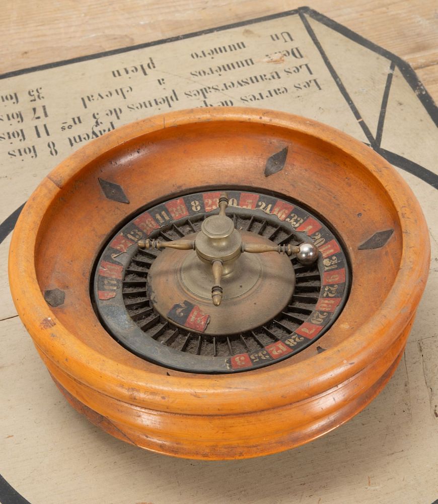 Early 20th Century French Roulette Board and Wheel DA449642